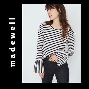 🍭 3/$20 Madewell black and white striped top with bell sleeves